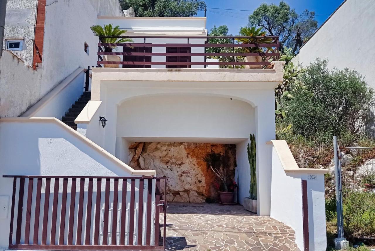 Marina Di Andrano - Alisso, Casa Vista Mare Con Parcheggio Privato E Wifi Villa Ngoại thất bức ảnh